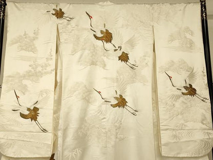 平和屋本店●白打掛　白無垢　和装　婚礼　結婚式　花嫁　神社挙式　総刺繍　松竹梅飛鶴文　金糸　逸品　AABJ2681fw