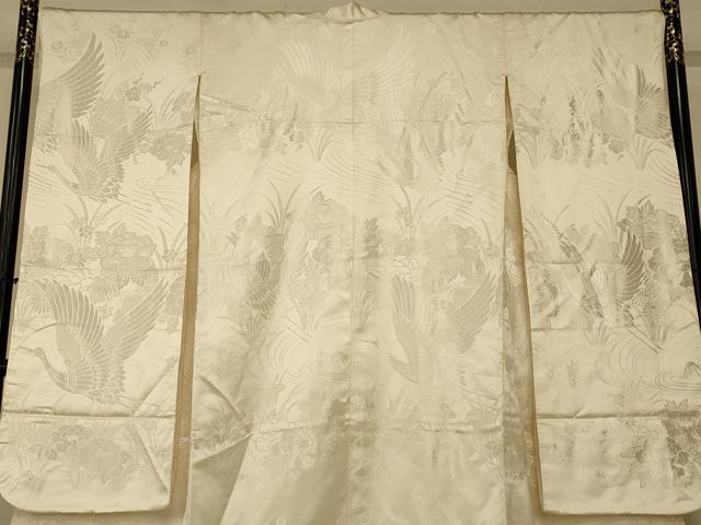 平和屋本店●白打掛　白無垢　和装　婚礼　結婚式　花嫁　神社挙式　唐織　飛鶴流水草花文　逸品　AABJ2701fw