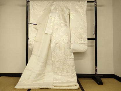 平和屋本店●白打掛　白無垢　和装　婚礼　結婚式　花嫁　神社挙式　総刺繍　飛鶴籬枝花文　金糸　AABJ2702fw