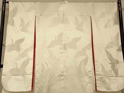 平和屋本店●白打掛　白無垢　和装　婚礼　結婚式　花嫁　神社挙式　唐織　飛鶴舞花文　逸品　AABJ2705fw