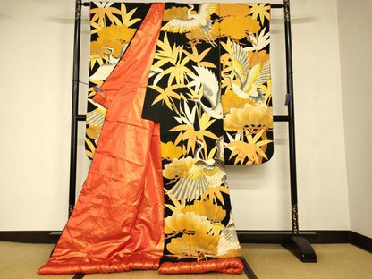 平和屋本店●色打掛　和装　婚礼　結婚式　花嫁　神社挙式　駒刺繍　飛鶴笹竹文　黒地　金糸　金彩　逸品　AABJ2710fw