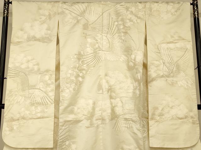 平和屋本店●白打掛　白無垢　和装　婚礼　結婚式　花嫁　神社挙式　総刺繍　飛鶴松梅文　ラインストーン　逸品　AABJ2717fw