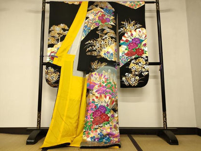 平和屋本店●お引きずり・お引き摺り・引き振袖 和装 結婚式 舞妓 芸妓 芸者 衣装 飛鶴風景扇子文 暈し染め 黒地 金銀彩 AABJ2723fw