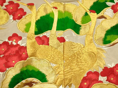 平和屋本店●色打掛　和装　婚礼　結婚式　花嫁　神社挙式　駒刺繍　群鶴松梅文　金銀糸　逸品　AABJ2746fw