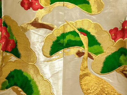 平和屋本店●色打掛　和装　婚礼　結婚式　花嫁　神社挙式　駒刺繍　群鶴松梅文　金銀糸　逸品　AABJ2746fw