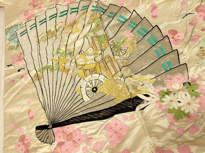 平和屋本店●色打掛　和装　婚礼　結婚式　花嫁　神社挙式　総刺繍　枝梅御所車扇子文　金銀糸　逸品　AABJ2747fw