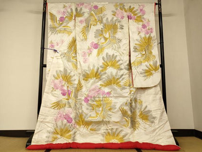 平和屋本店●色打掛　和装　婚礼　結婚式　花嫁　神社挙式　総刺繍　飛鶴舞花松文　金銀糸　逸品　AABJ2750fw