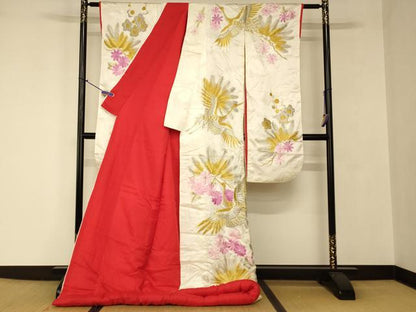 平和屋本店●色打掛　和装　婚礼　結婚式　花嫁　神社挙式　総刺繍　飛鶴舞花松文　金銀糸　逸品　AABJ2750fw