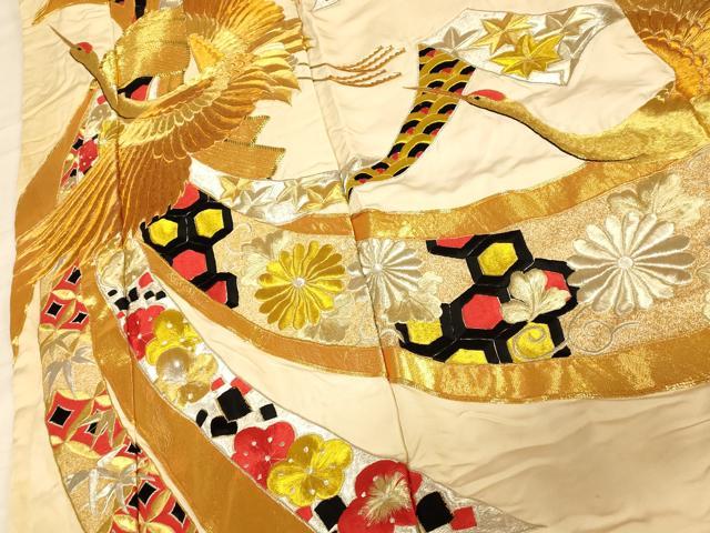 平和屋本店●色打掛　和装　婚礼　結婚式　花嫁　神社挙式　駒刺繍　飛鶴束ね熨斗松梅文　金銀糸　逸品　AABJ2752fw