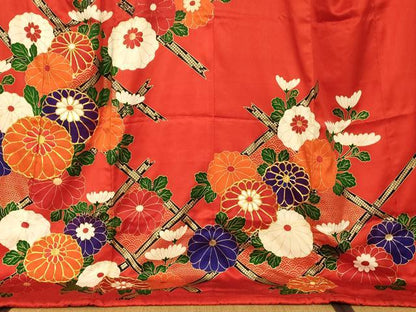 平和屋本店●お引きずり・お引き摺り・引き振袖　和装　結婚式　舞妓　芸妓　芸者　衣装　駒刺繍　草花菱文　金彩　逸品　AABJ2755fw