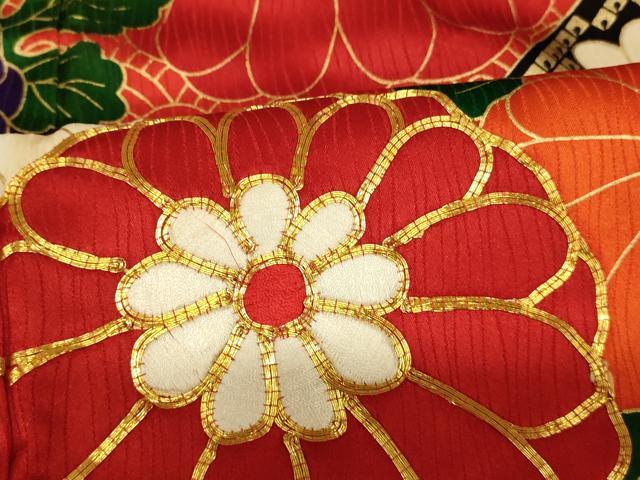 平和屋本店●お引きずり・お引き摺り・引き振袖　和装　結婚式　舞妓　芸妓　芸者　衣装　駒刺繍　草花菱文　金彩　逸品　AABJ2755fw