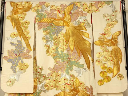 平和屋本店●色打掛　和装　婚礼　結婚式　花嫁　神社挙式　駒刺繍　鳳凰草花文　金銀糸　逸品　AABJ2759fw