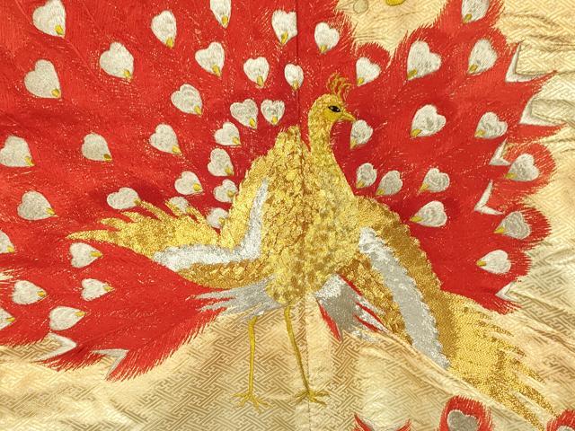 平和屋本店●色打掛　和装　婚礼　結婚式　花嫁　神社挙式　駒刺繍　枝梅孔雀文　金銀糸　逸品　AABJ2762fw