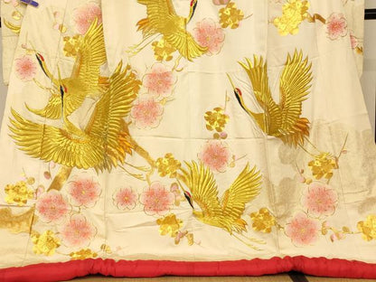 平和屋本店●色打掛　和装　婚礼　結婚式　花嫁　神社挙式　駒刺繍　飛鶴枝梅文　金糸　逸品　AABJ2764fw