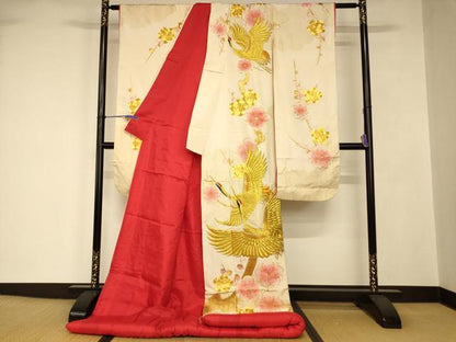 平和屋本店●色打掛　和装　婚礼　結婚式　花嫁　神社挙式　駒刺繍　飛鶴枝梅文　金糸　逸品　AABJ2764fw