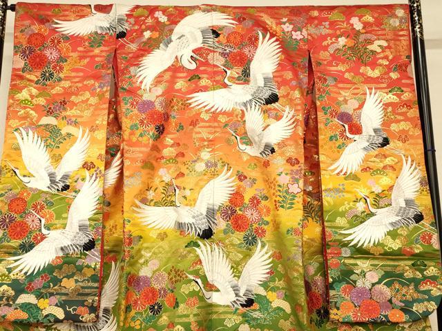 平和屋本店●色打掛　和装　婚礼　結婚式　花嫁　神社挙式　唐織　飛鶴吉祥草花文　暈し染め　金銀糸　逸品　AABJ2773fw