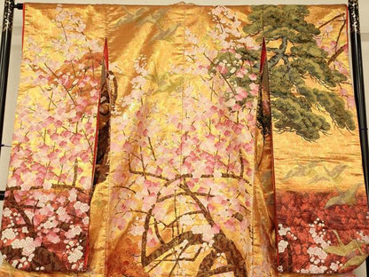 平和屋本店●色打掛　和装　婚礼　結婚式　花嫁　神社挙式　唐織　飛鶴枝梅松文　金糸　逸品　AABJ2778fw