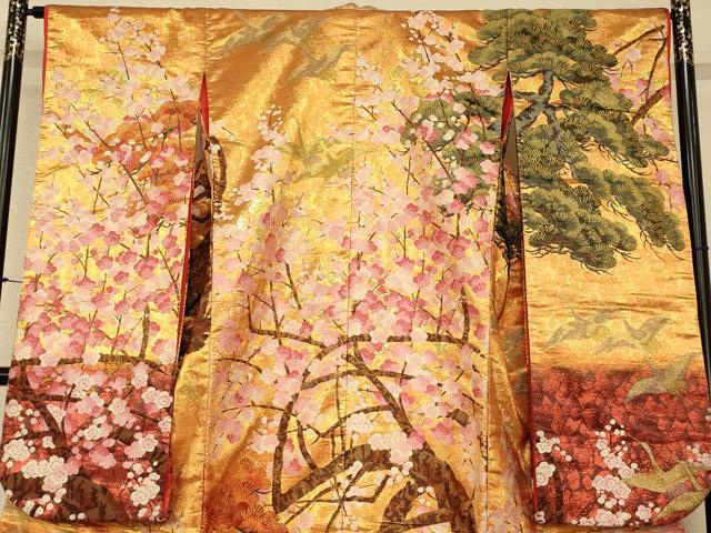 平和屋本店●色打掛　和装　婚礼　結婚式　花嫁　神社挙式　唐織　飛鶴枝梅松文　金糸　逸品　AABJ2778fw