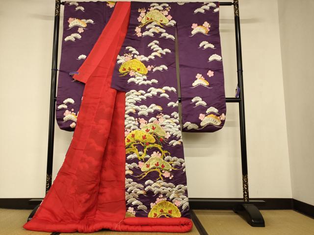 平和屋本店●色打掛　和装　婚礼　結婚式　花嫁　神社挙式　総刺繍　枝梅松文　金銀糸　逸品　AABJ2785fw