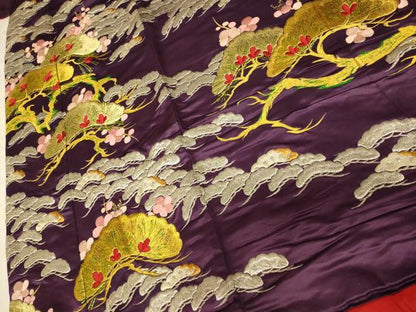 平和屋本店●色打掛　和装　婚礼　結婚式　花嫁　神社挙式　総刺繍　枝梅松文　金銀糸　逸品　AABJ2785fw