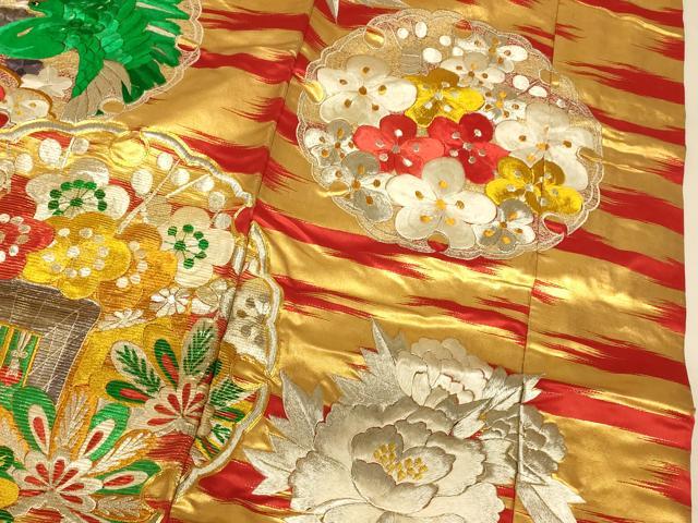 平和屋本店●色打掛　和装　婚礼　結婚式　花嫁　神社挙式　駒刺繍　飛鶴御所車丸文　金銀糸　逸品　AABJ2788fw