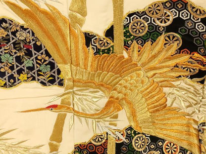 平和屋本店●色打掛　和装　婚礼　結婚式　花嫁　神社挙式　駒刺繍　飛鶴吉祥笹竹文　金銀糸　逸品　AABJ2789fw