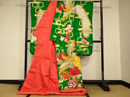 平和屋本店●色打掛　和装　婚礼　結婚式　花嫁　神社挙式　駒刺繍　孔雀枝梅文　金銀糸　逸品　AABJ2790fw