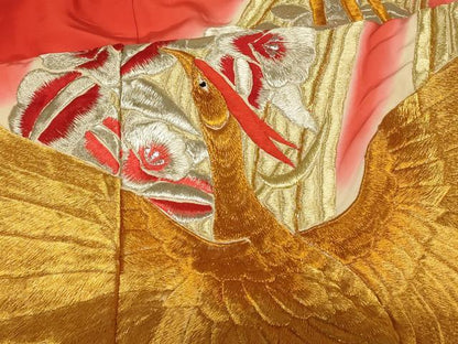 平和屋本店●色打掛　和装　婚礼　結婚式　花嫁　神社挙式　駒刺繍　鳳凰草花文　暈し染め　金銀糸　逸品　AABJ2791fw