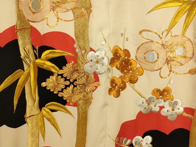 平和屋本店●色打掛　和装　婚礼　結婚式　花嫁　神社挙式　駒刺繍　花鼓笹竹文　黒地　金銀糸　逸品　AABJ2792fw