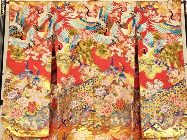 平和屋本店●色打掛　和装　婚礼　結婚式　花嫁　神社挙式　作家物　唐織　四季華鳥図　孔雀　金糸　逸品　AABJ2795fw
