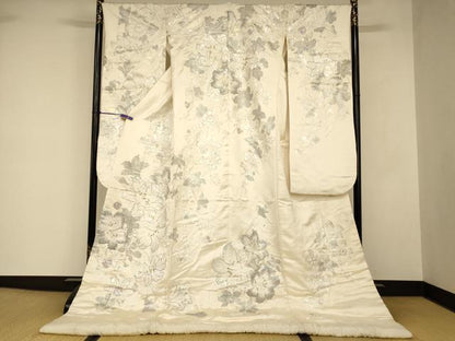 平和屋本店●IKKO　白打掛　白無垢　和装　婚礼　結婚式　花嫁　神社挙式　刺繍　枝花文　金糸　金銀彩　逸品　AABJ2802fw