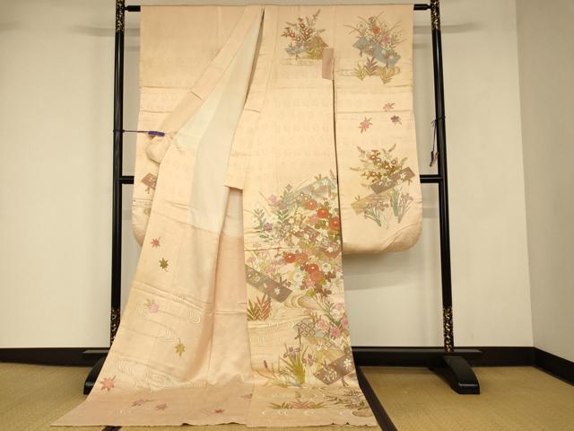 平和屋本店●お引きずり・お引き摺り・引き振袖　和装　結婚式　舞妓　芸妓　芸者　衣装　駒刺繍　草花流水文　金彩　逸品　AABJ2807fw