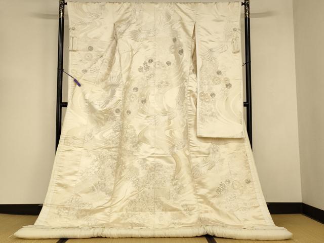 平和屋本店●白打掛　白無垢　和装　婚礼　結婚式　花嫁　神社挙式　駒刺繍　飛鶴舞花松文　逸品　AABJ2813fw