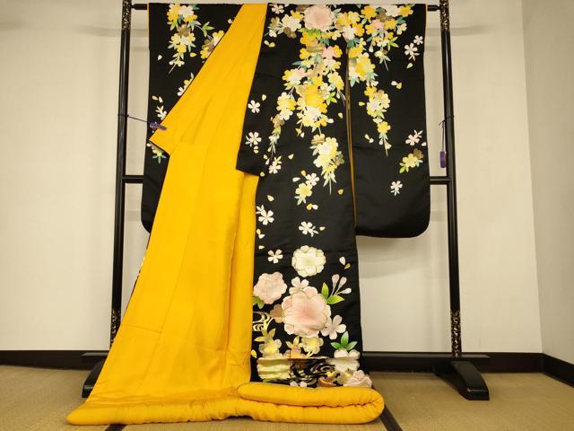 平和屋本店●色打掛　和装　婚礼　結婚式　花嫁　神社挙式　枝垂れ桜流水文　黒地　金銀彩　逸品　AABJ2836fw