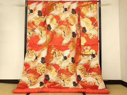 平和屋本店●西陣　色打掛　和装　婚礼　結婚式　花嫁　神社挙式　唐織　大牡丹幸鶴　純本金箔　金糸　逸品　AABJ2848fw