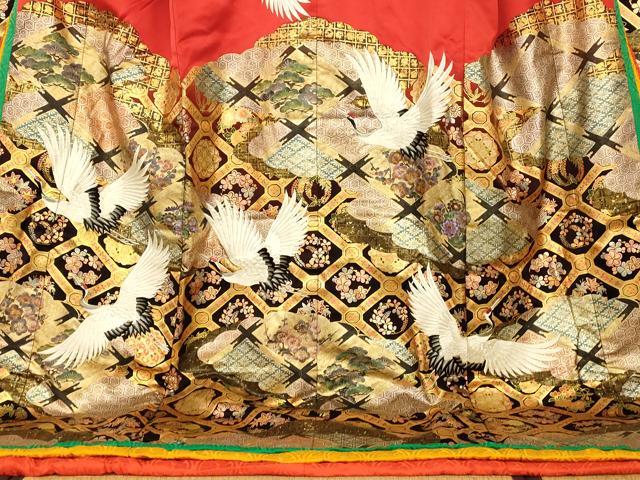 平和屋本店●色打掛　和装　婚礼　結婚式　花嫁　神社挙式　手描き　刺繍　飛鶴天井梅松文　金彩　銀糸　逸品　AABJ2858fw