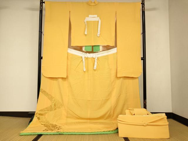 平和屋本店●二部式掛下・つけ帯セット　打掛　和装　婚礼　花嫁　結婚式　神社挙式　飛鶴宝尽くし文様　金彩　逸品　AABJ2862fw