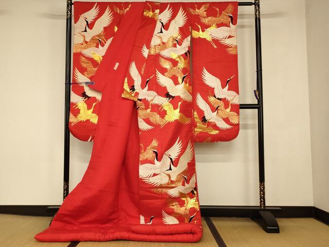 平和屋本店●色打掛　和装　婚礼　結婚式　花嫁　神社挙式　作家物　唐織　飛鶴文　金糸　逸品　AABJ2867fw
