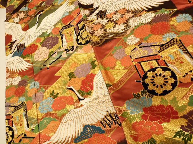 平和屋本店●色打掛　和装　婚礼　結婚式　花嫁　神社挙式　唐織　飛鶴草花御所車文　金糸　逸品　AABJ2875fw