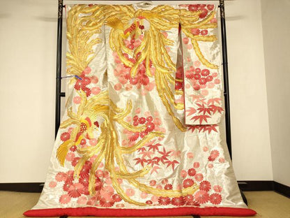 平和屋本店●色打掛　和装　婚礼　結婚式　花嫁　神社挙式　総刺繍　鳳凰舞桜笹文　金銀糸　逸品　AABJ2899fw