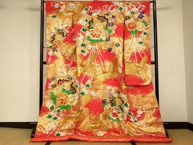 平和屋本店●色打掛　和装　婚礼　結婚式　花嫁　神社挙式　駒刺繍　飛鶴御所車文　金糸　逸品　AABJ2902fw