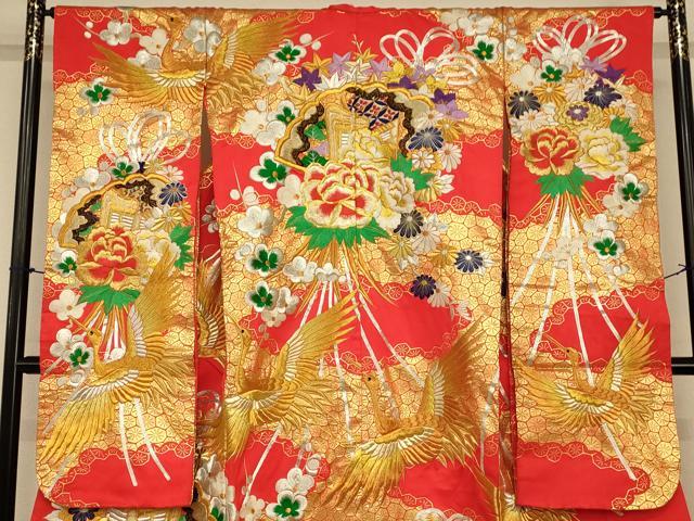 平和屋本店●色打掛　和装　婚礼　結婚式　花嫁　神社挙式　駒刺繍　飛鶴御所車文　金糸　逸品　AABJ2902fw