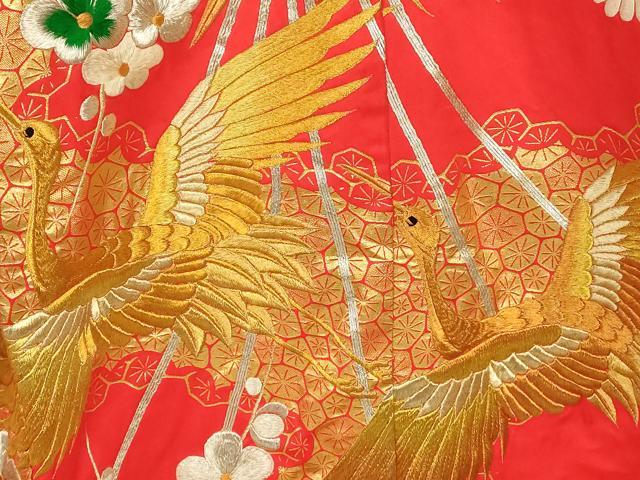 平和屋本店●色打掛　和装　婚礼　結婚式　花嫁　神社挙式　駒刺繍　飛鶴御所車文　金糸　逸品　AABJ2902fw