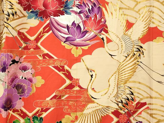 平和屋本店●色打掛　和装　婚礼　結婚式　花嫁　神社挙式　駒刺繍　飛鶴草花丸文　金銀彩　逸品　AABJ2904fw