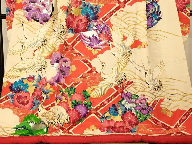 平和屋本店●色打掛　和装　婚礼　結婚式　花嫁　神社挙式　駒刺繍　飛鶴草花丸文　金銀彩　逸品　AABJ2904fw