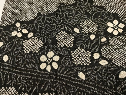 平和屋着物●訪問着　総絞り　流水草花文　黒地　正絹　逸品　AABJ2926ph