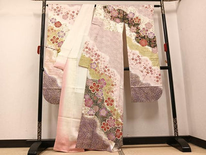 平和屋着物●紫綬褒章　巨匠『岩田専太郎』　振袖　駒刺繍　舞花文　暈し染め　金彩　正絹　逸品　AABJ2927ph