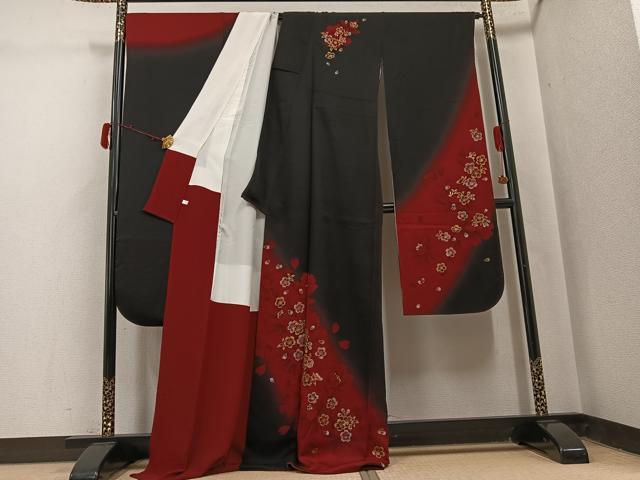 平和屋着物●豪華振袖　夜桜　暈し染め　黒地　金彩　正絹　逸品　AABJ2937ph