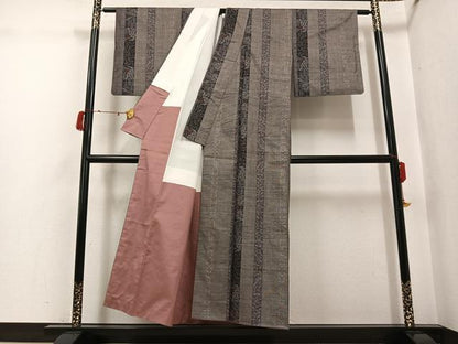 平和屋着物●本場大島紬　カタス9マルキ　草花間道　正絹　逸品　AABJ2970ph