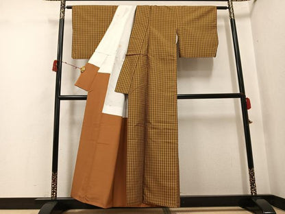平和屋着物●本場黄八丈　綾織　格子　正絹　逸品　AABJ2974ph